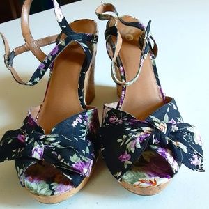 SO Espadrille Peep Toe Purple/Black Floral Wedge Shoe